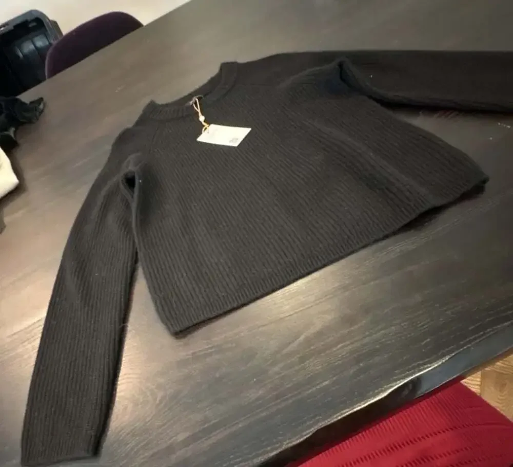 Quince 100% Cashmere Fisherman Black Rib Knit Crewneck Sweater Size S NWT
